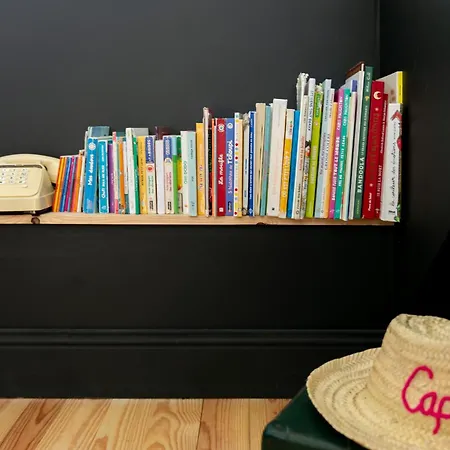 Vakantiehuis Maison D'architecte A *